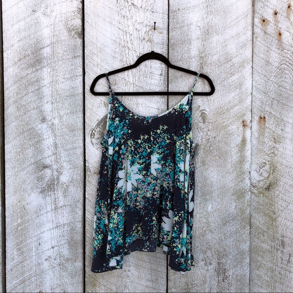 Kirra | blue flowered spaghetti strap tank top - Picture 2 of 4